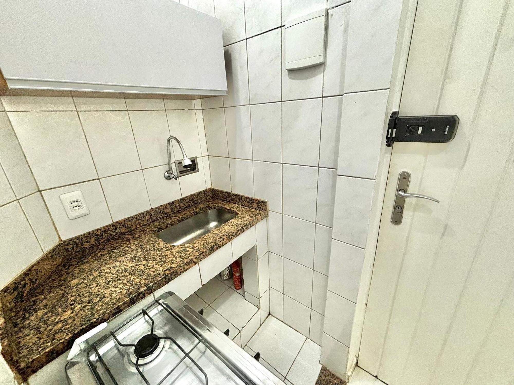 Appartement Compacto A 150m Do Metro Cardeal Arcoverde